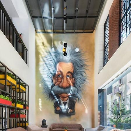 Couch & Cheese Homestel The Most Luxurious Hostel For Working Professionals & Students Pune Eksteriør billede