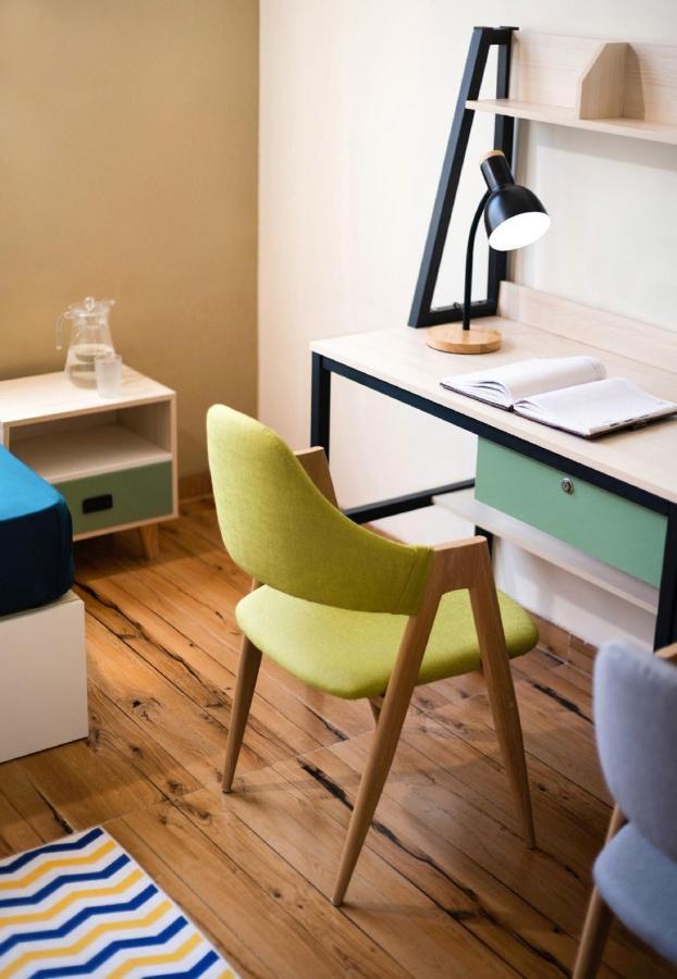 Couch & Cheese Homestel The Most Luxurious Hostel For Working Professionals & Students Pune Eksteriør billede