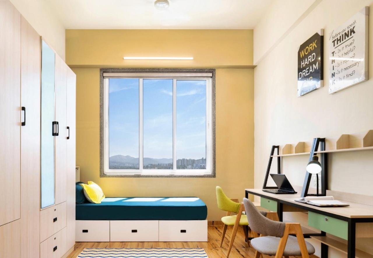 Couch & Cheese Homestel The Most Luxurious Hostel For Working Professionals & Students Pune Eksteriør billede