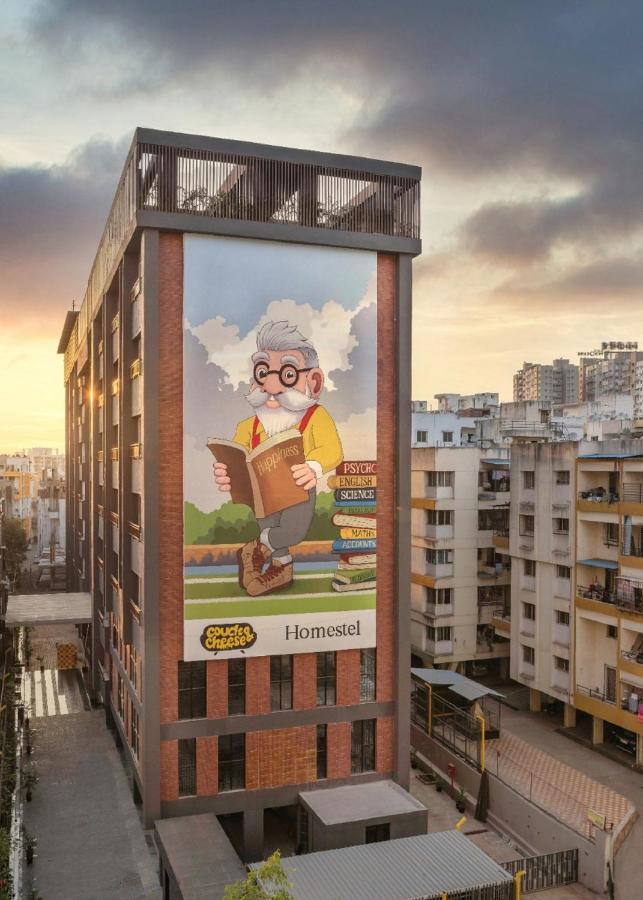 Couch & Cheese Homestel The Most Luxurious Hostel For Working Professionals & Students Pune Eksteriør billede